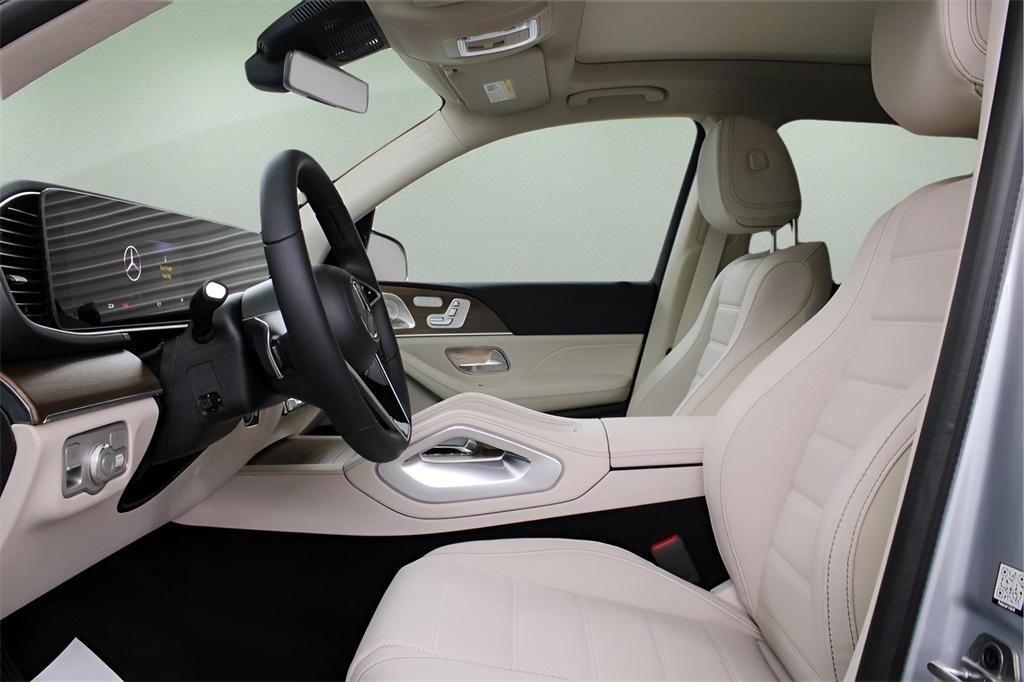 new 2025 Mercedes-Benz GLE 350 car, priced at $71,600
