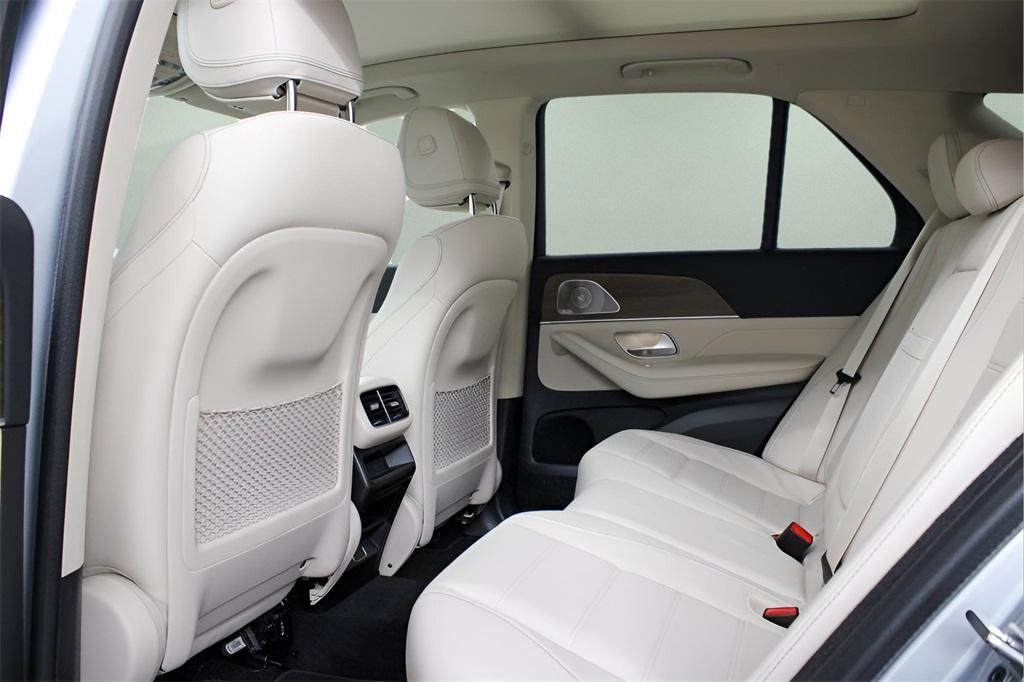 new 2025 Mercedes-Benz GLE 350 car, priced at $71,600