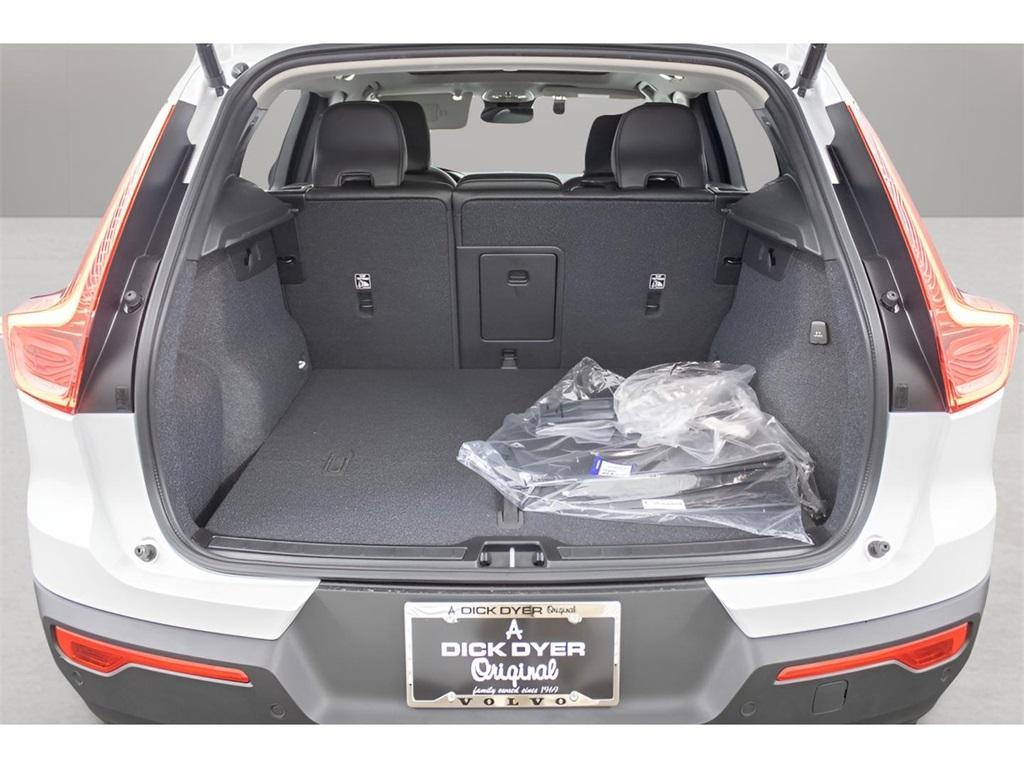 used 2025 Volvo XC40 car, priced at $42,989