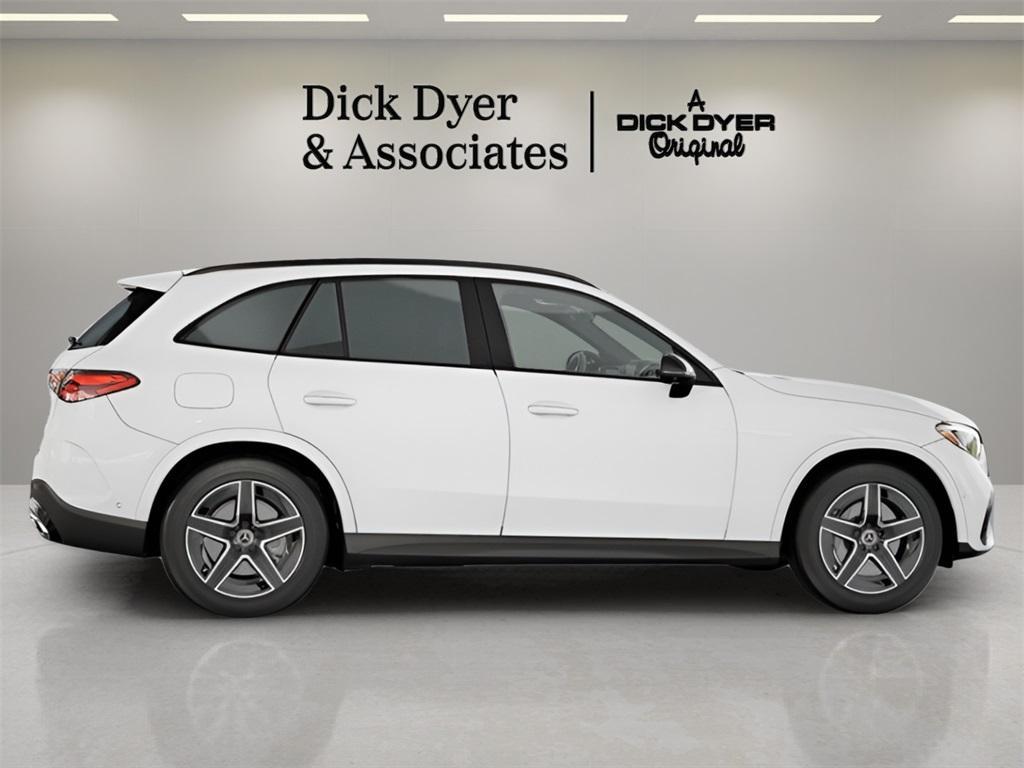 new 2025 Mercedes-Benz GLC 300 car, priced at $56,285