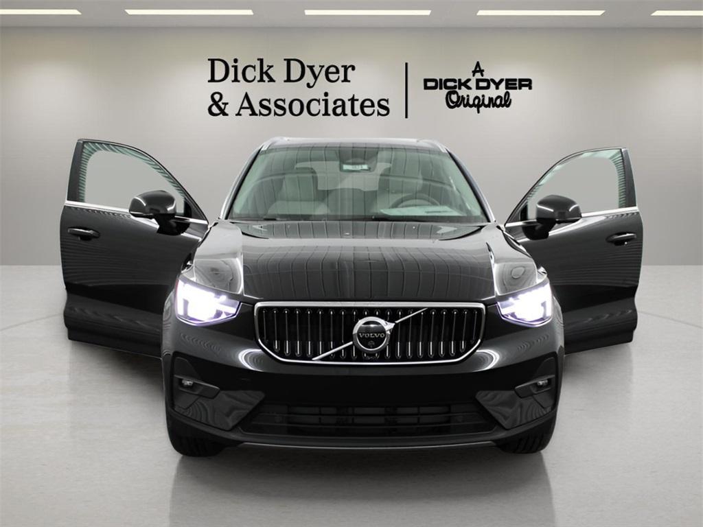 used 2025 Volvo XC40 car, priced at $42,989