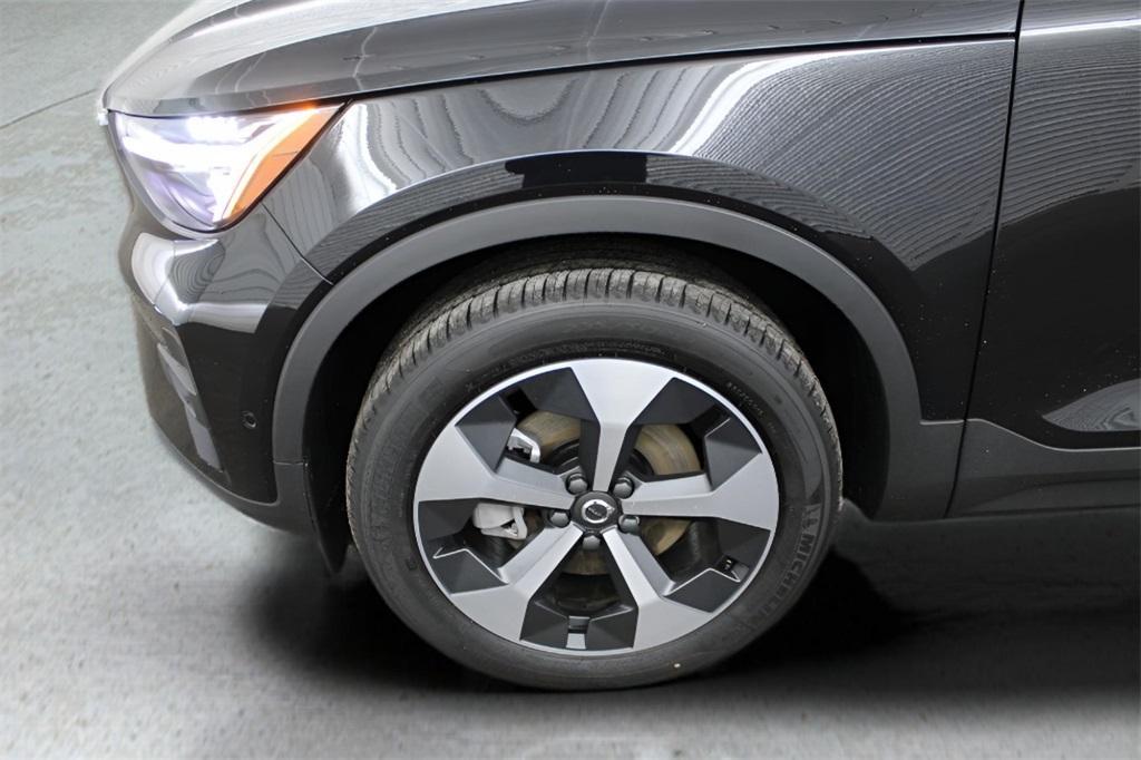 used 2025 Volvo XC40 car, priced at $42,989