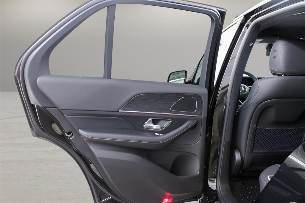 new 2025 Mercedes-Benz GLE 350 car, priced at $66,915