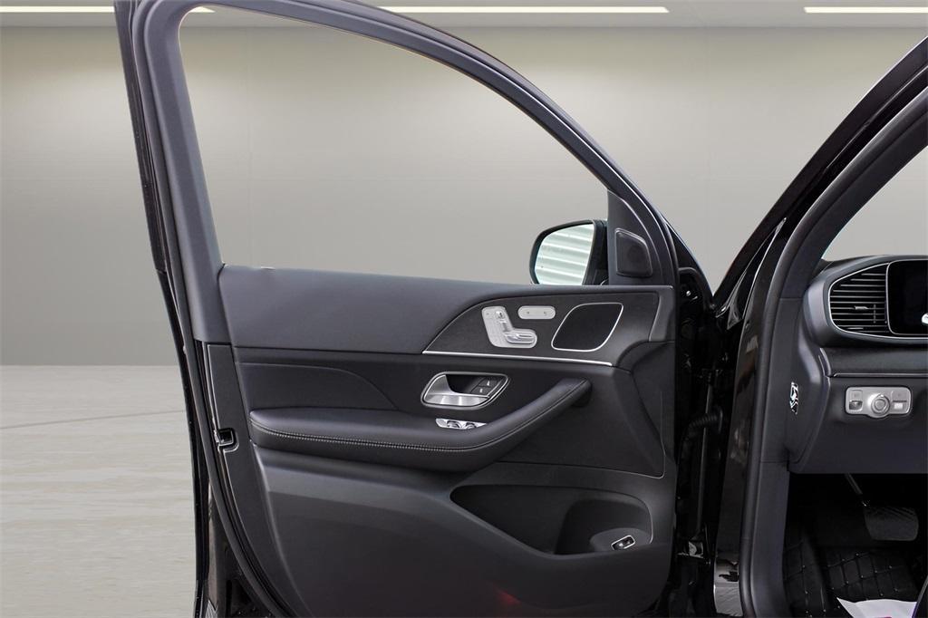 new 2025 Mercedes-Benz GLE 350 car, priced at $66,915