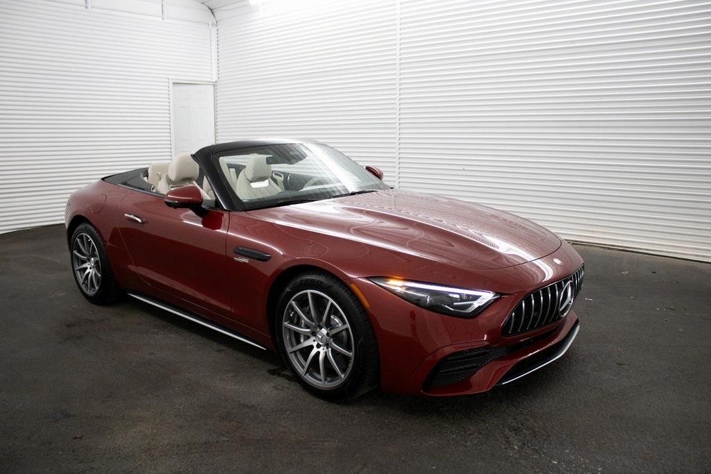 new 2024 Mercedes-Benz AMG SL 43 car, priced at $119,885