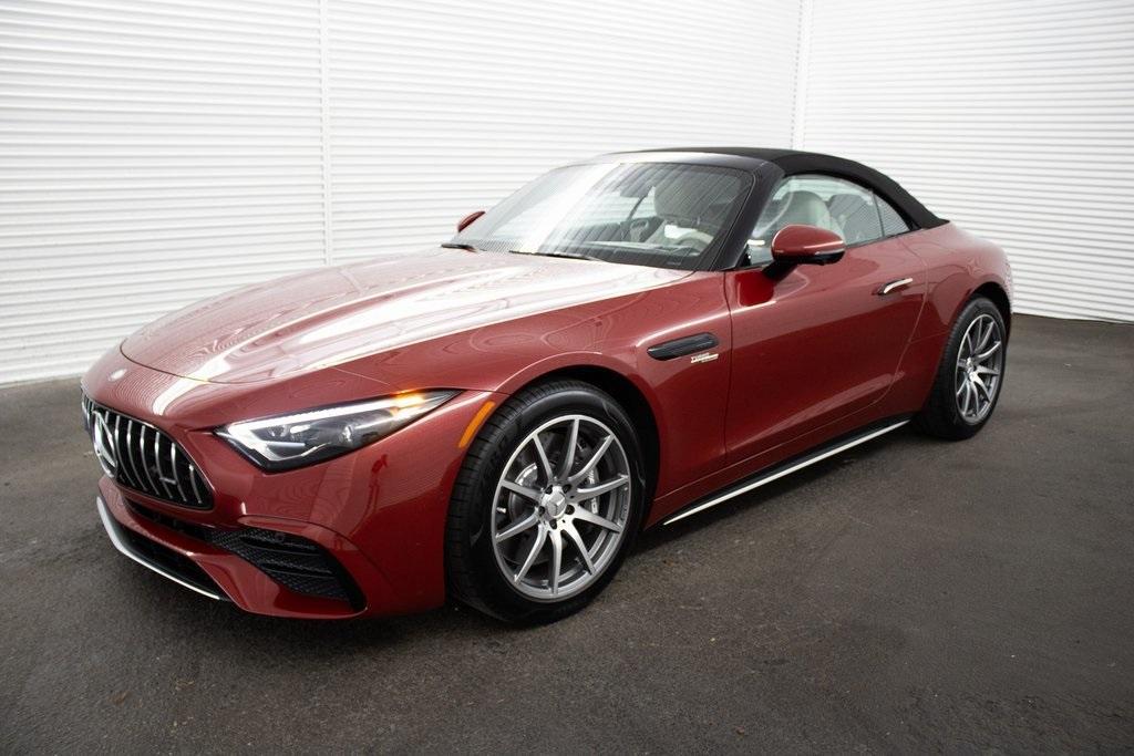 new 2024 Mercedes-Benz AMG SL 43 car, priced at $119,885