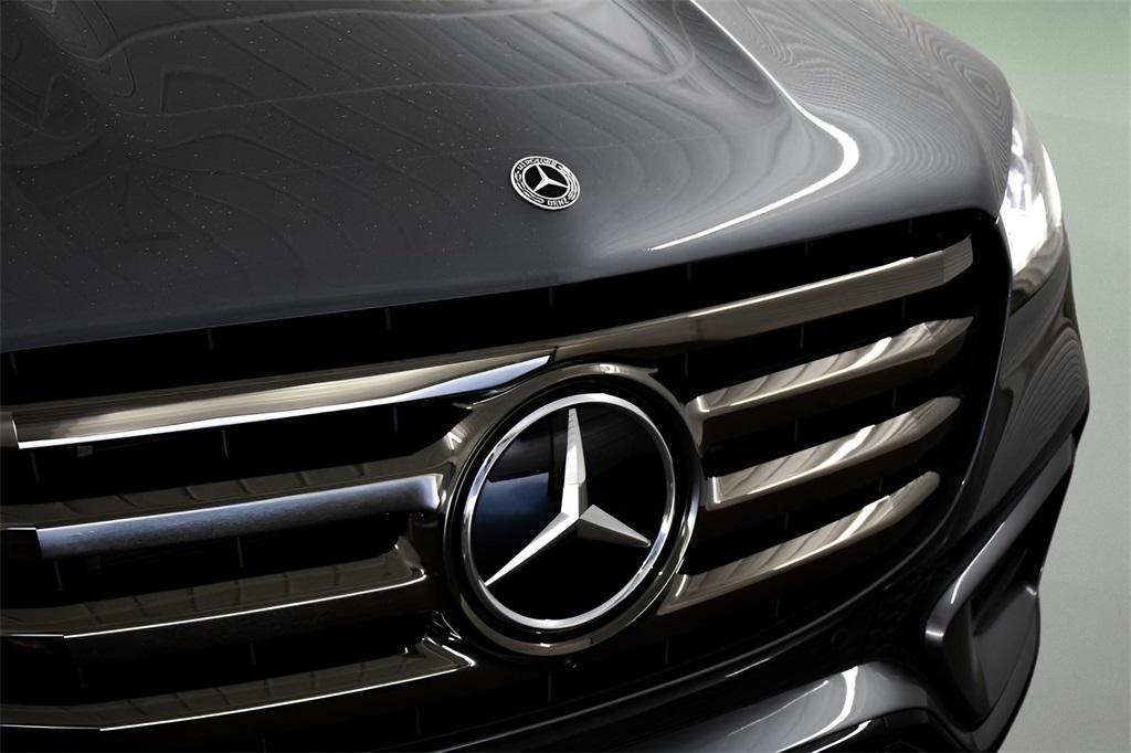 new 2024 Mercedes-Benz GLS 450 car, priced at $94,955