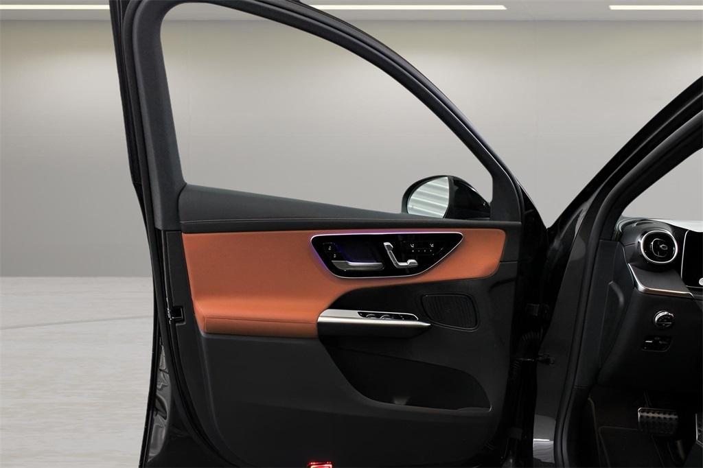 new 2025 Mercedes-Benz GLC 300 car, priced at $60,530
