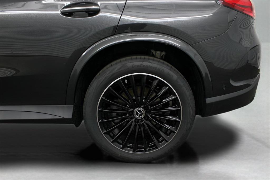 new 2025 Mercedes-Benz GLC 300 car, priced at $60,530