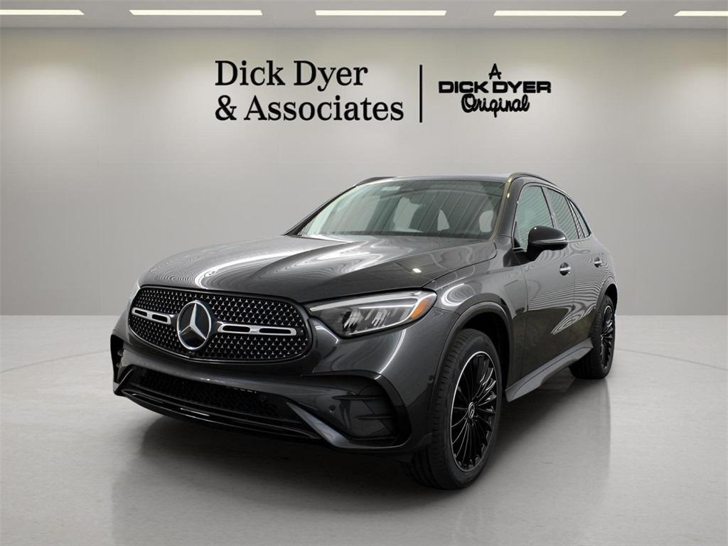 new 2025 Mercedes-Benz GLC 300 car, priced at $60,530