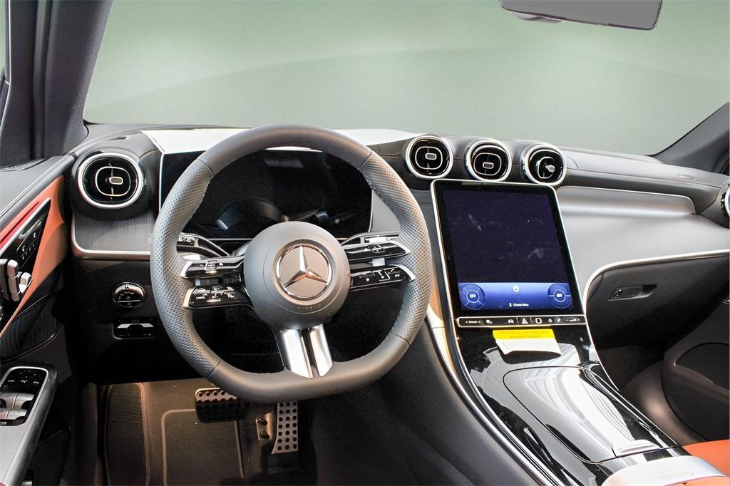 new 2025 Mercedes-Benz GLC 300 car, priced at $60,530