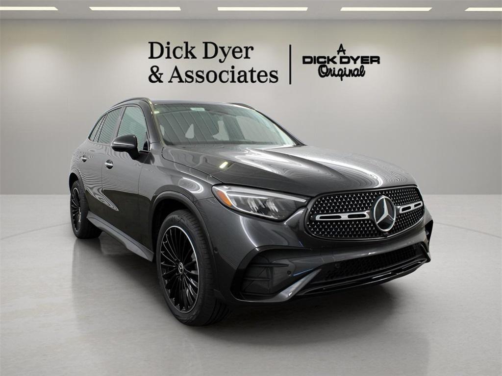 new 2025 Mercedes-Benz GLC 300 car, priced at $60,530