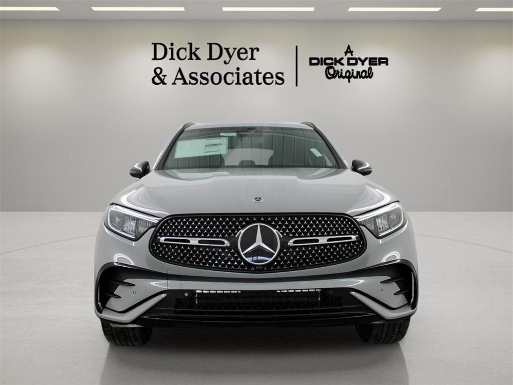 new 2025 Mercedes-Benz GLC 300 car, priced at $56,805
