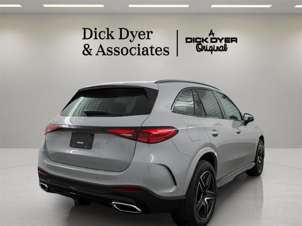 new 2025 Mercedes-Benz GLC 300 car, priced at $56,805