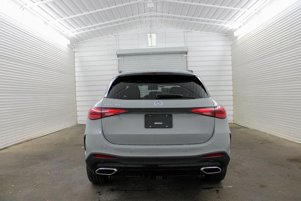 new 2025 Mercedes-Benz GLC 300 car, priced at $56,805