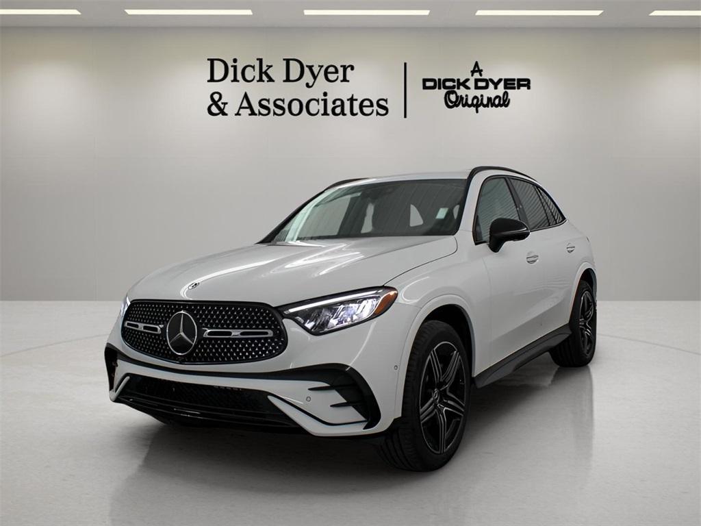 new 2025 Mercedes-Benz GLC 300 car, priced at $64,455