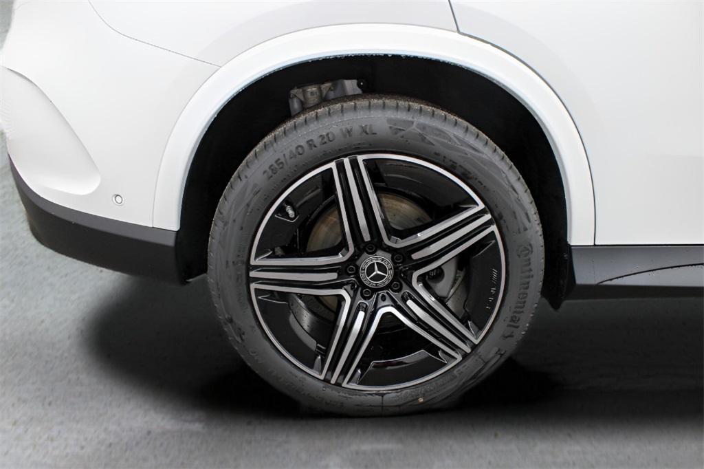 new 2025 Mercedes-Benz GLC 300 car, priced at $64,455