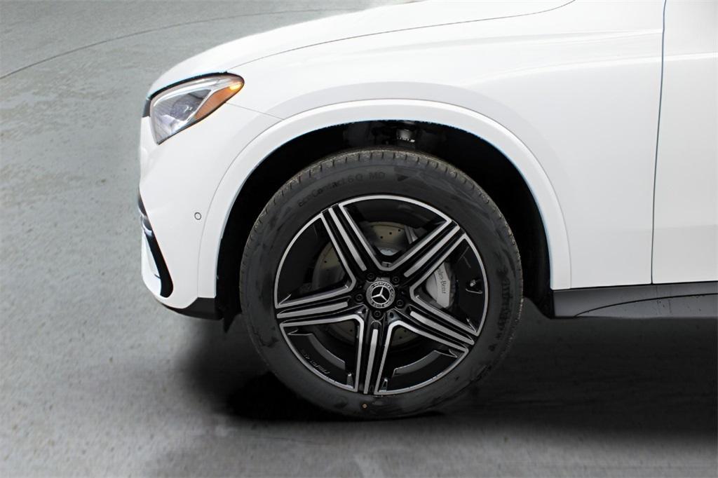 new 2025 Mercedes-Benz GLC 300 car, priced at $64,455