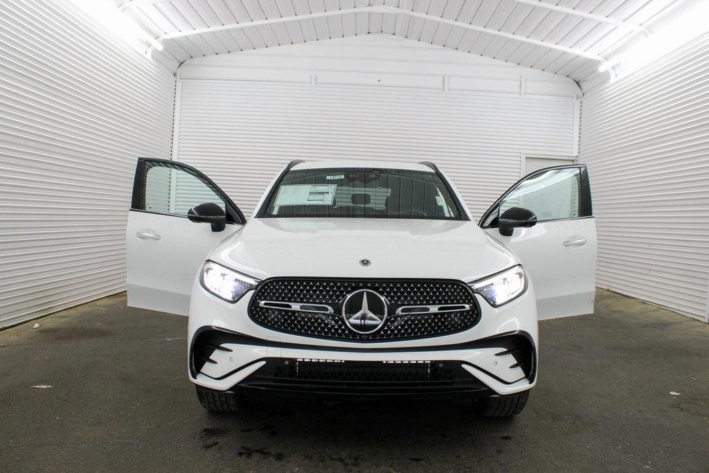 new 2025 Mercedes-Benz GLC 300 car, priced at $64,455