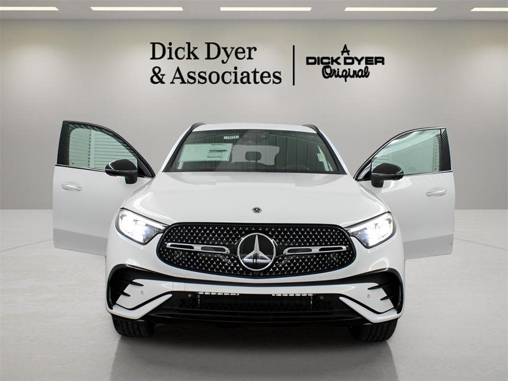 new 2025 Mercedes-Benz GLC 300 car, priced at $64,455
