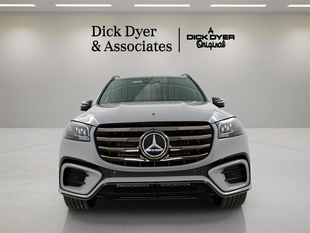 new 2025 Mercedes-Benz GLS 580 car, priced at $126,940