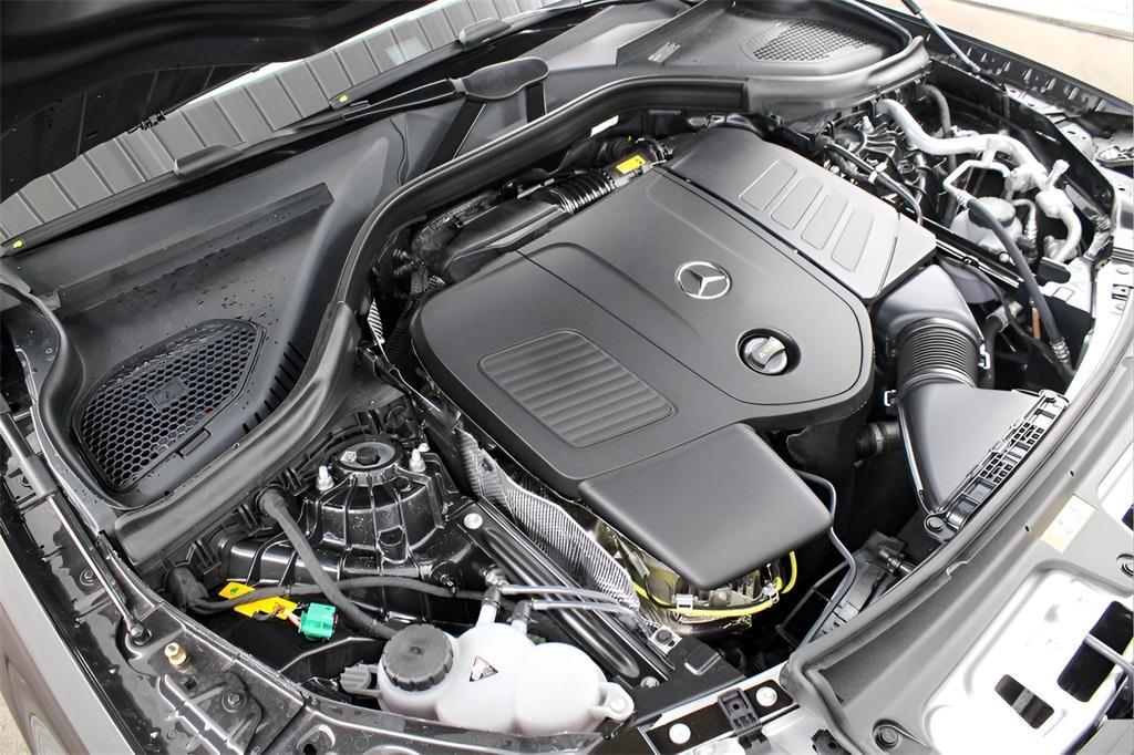 new 2025 Mercedes-Benz GLC 350e car, priced at $70,365