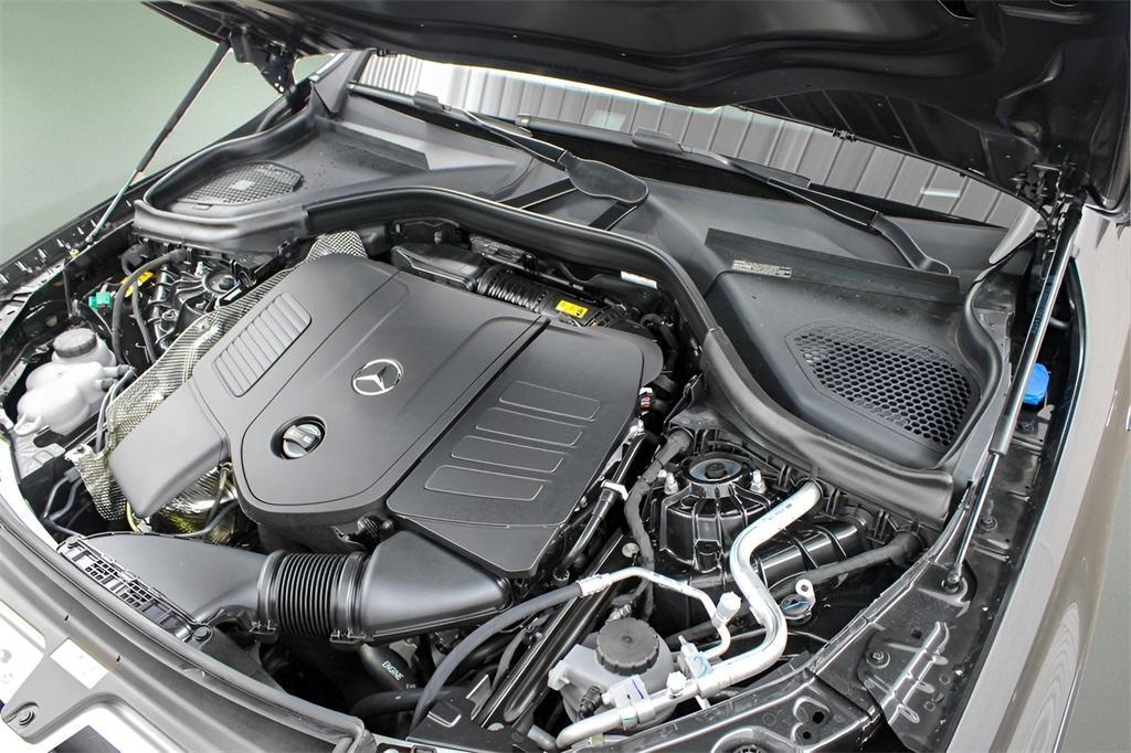 new 2025 Mercedes-Benz GLC 350e car, priced at $70,365