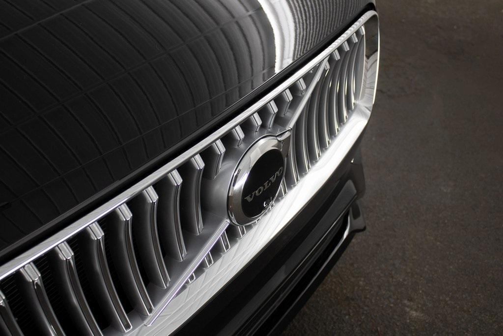 used 2025 Volvo XC90 Plug-In Hybrid car, priced at $68,989