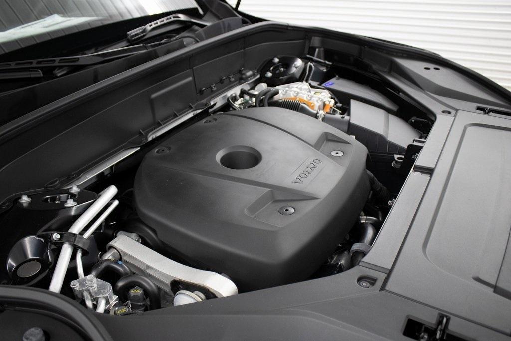 used 2025 Volvo XC90 Plug-In Hybrid car, priced at $68,989