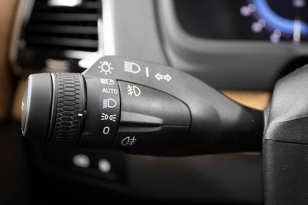 used 2025 Volvo XC90 Plug-In Hybrid car, priced at $68,989