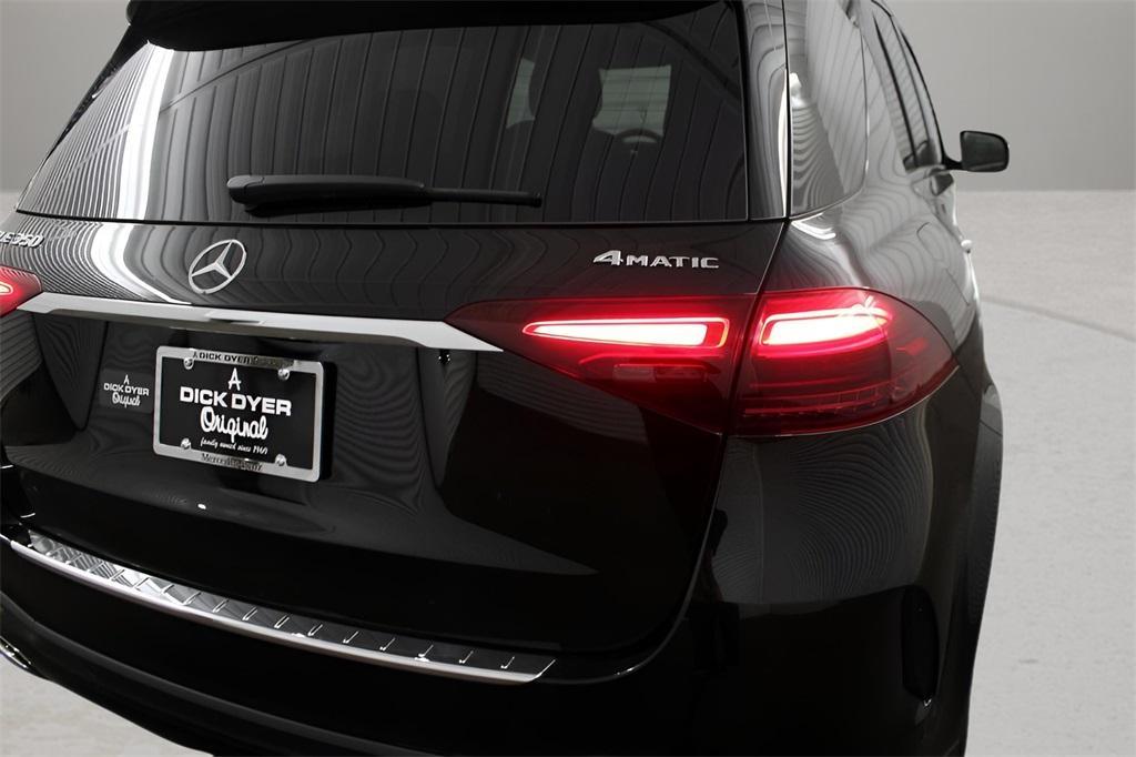 new 2025 Mercedes-Benz GLE 350 car, priced at $74,085