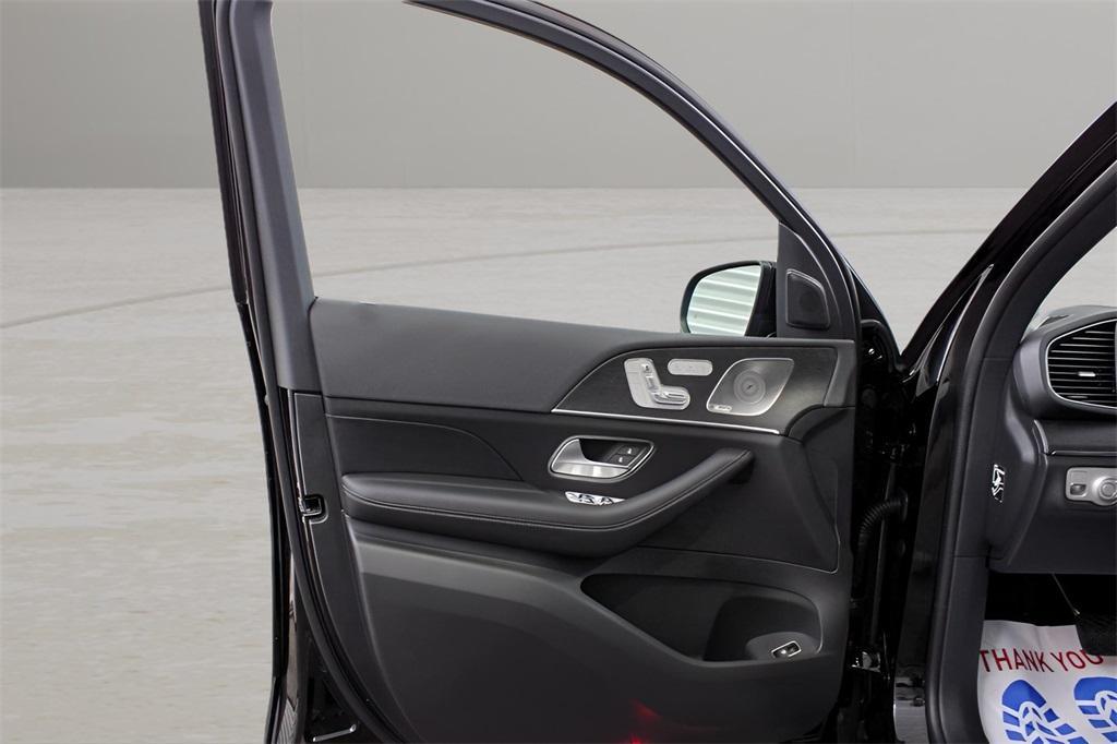 new 2025 Mercedes-Benz GLE 350 car, priced at $70,485