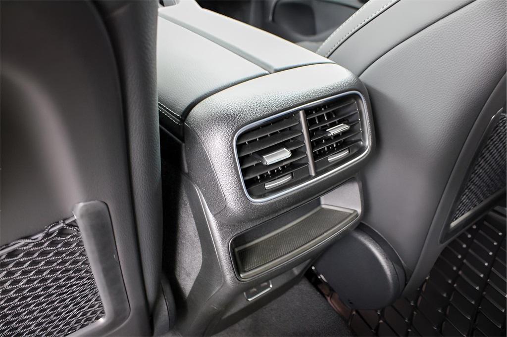 new 2025 Mercedes-Benz GLE 350 car, priced at $70,485
