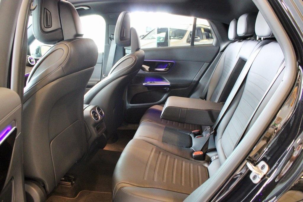 new 2025 Mercedes-Benz GLC 300 car, priced at $67,615