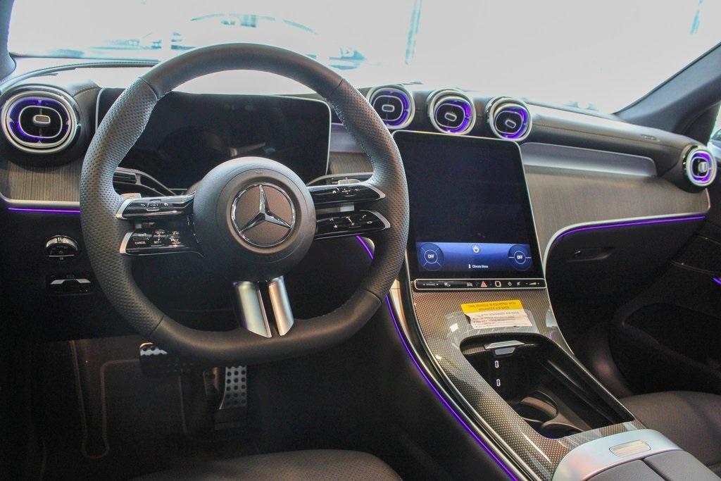 new 2025 Mercedes-Benz GLC 300 car, priced at $67,615