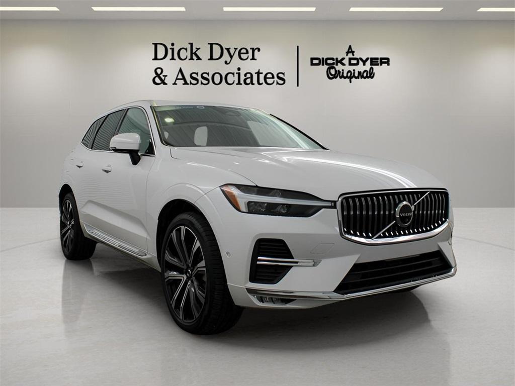 used 2023 Volvo XC60 car, priced at $42,989