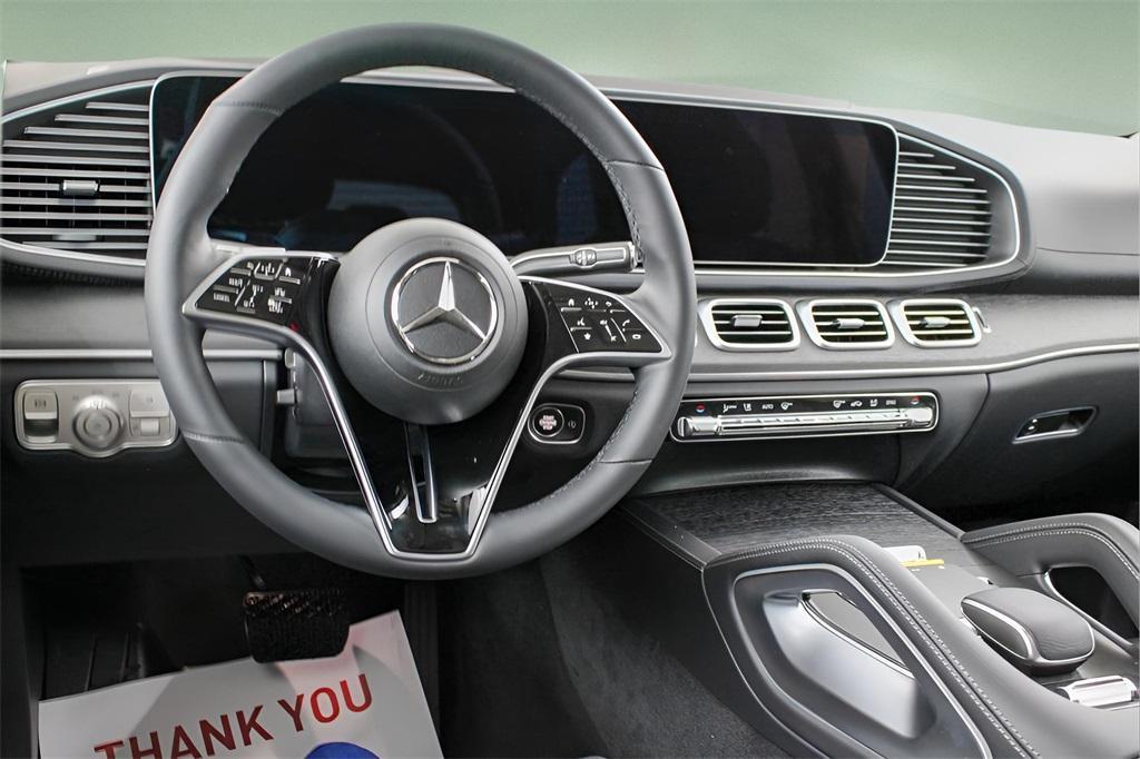 new 2025 Mercedes-Benz GLS 450 car, priced at $95,705