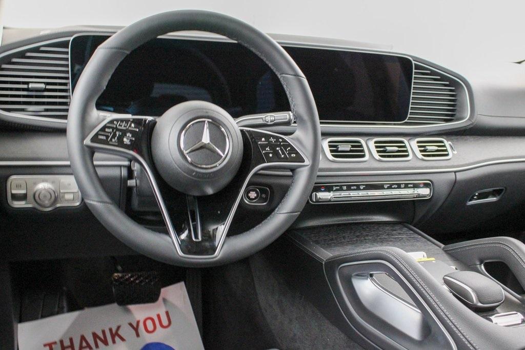 new 2025 Mercedes-Benz GLS 450 car, priced at $95,705