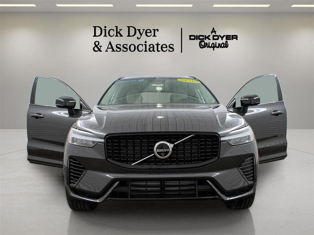 used 2025 Volvo XC60 Plug-In Hybrid car, priced at $58,989