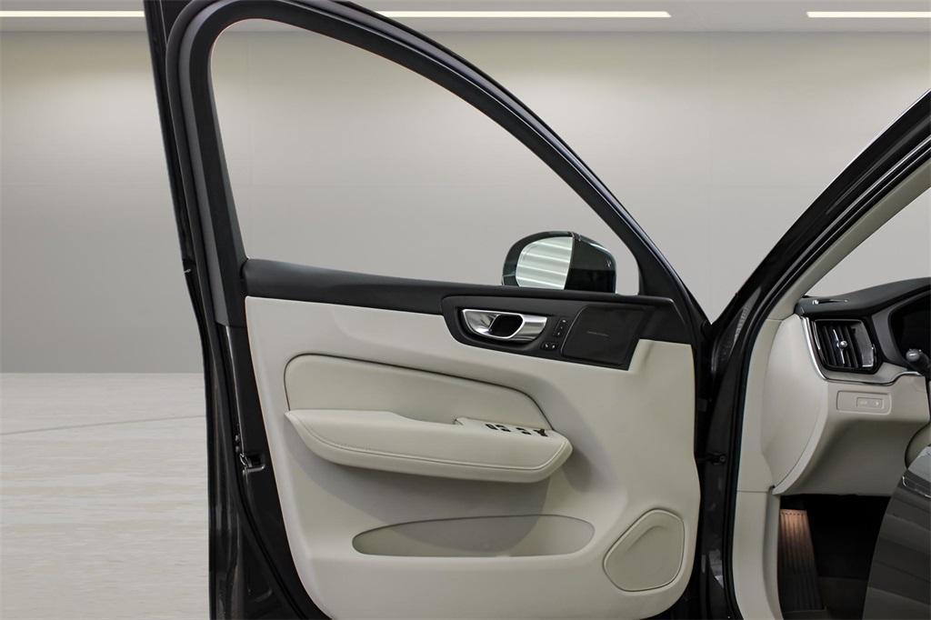 used 2025 Volvo XC60 Plug-In Hybrid car, priced at $58,989