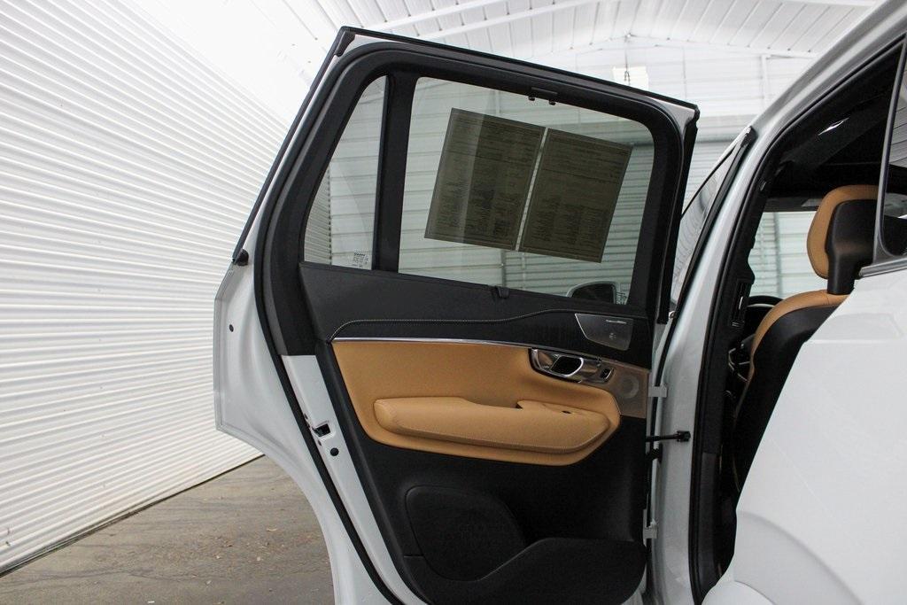 used 2021 Volvo XC90 Recharge Plug-In Hybrid car, priced at $45,989