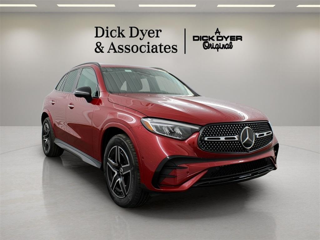 new 2025 Mercedes-Benz GLC 300 car, priced at $60,885