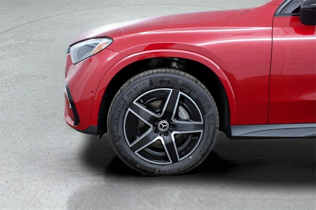 new 2025 Mercedes-Benz GLC 300 car, priced at $60,885