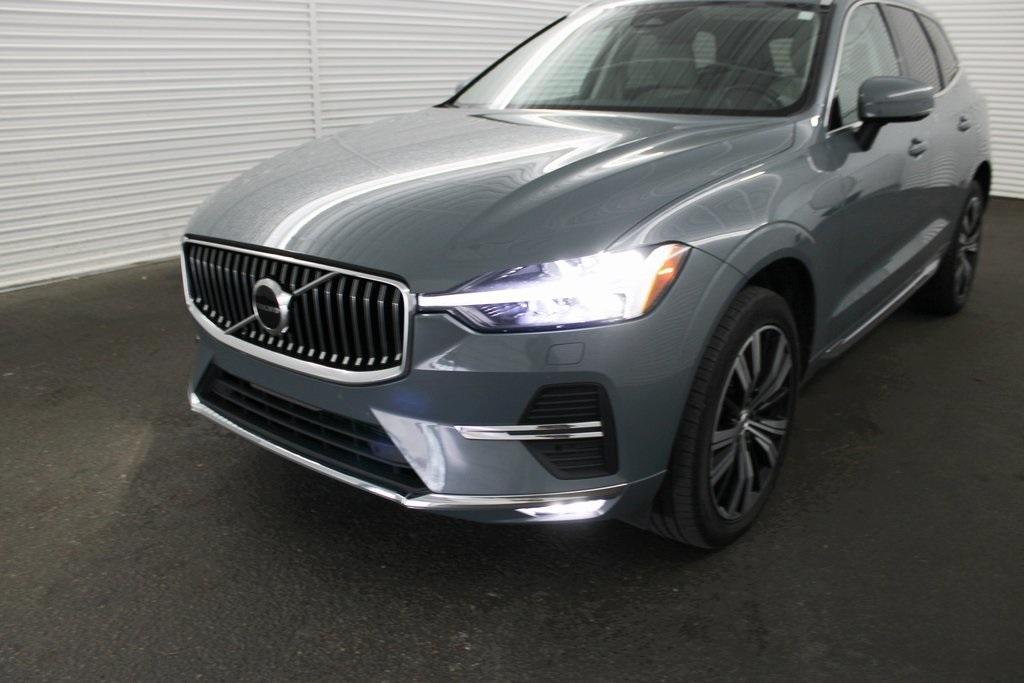 used 2022 Volvo XC60 car, priced at $35,989