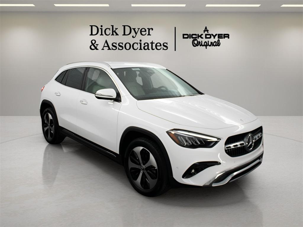 used 2025 Mercedes-Benz GLA 250 car, priced at $42,989