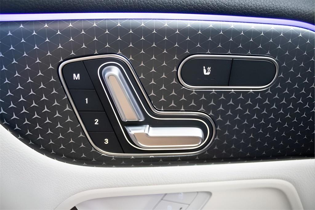 used 2025 Mercedes-Benz GLA 250 car, priced at $40,989