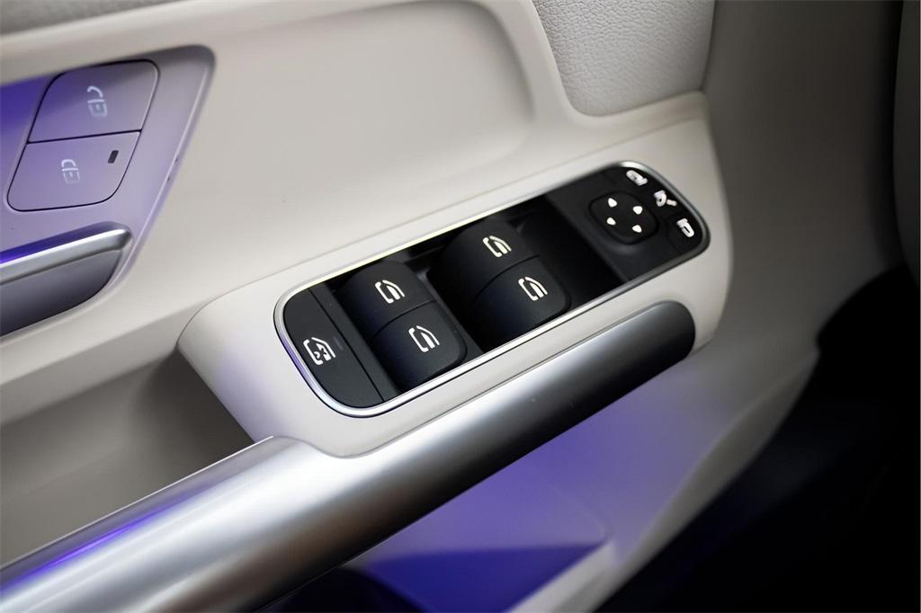 used 2025 Mercedes-Benz GLA 250 car, priced at $40,989