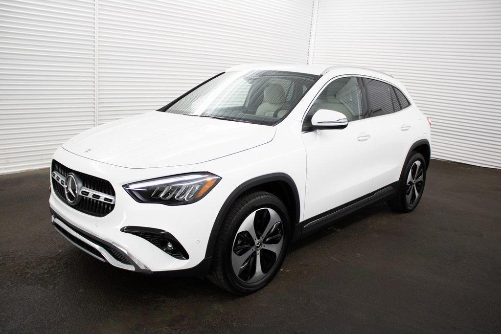 new 2025 Mercedes-Benz GLA 250 car, priced at $46,920