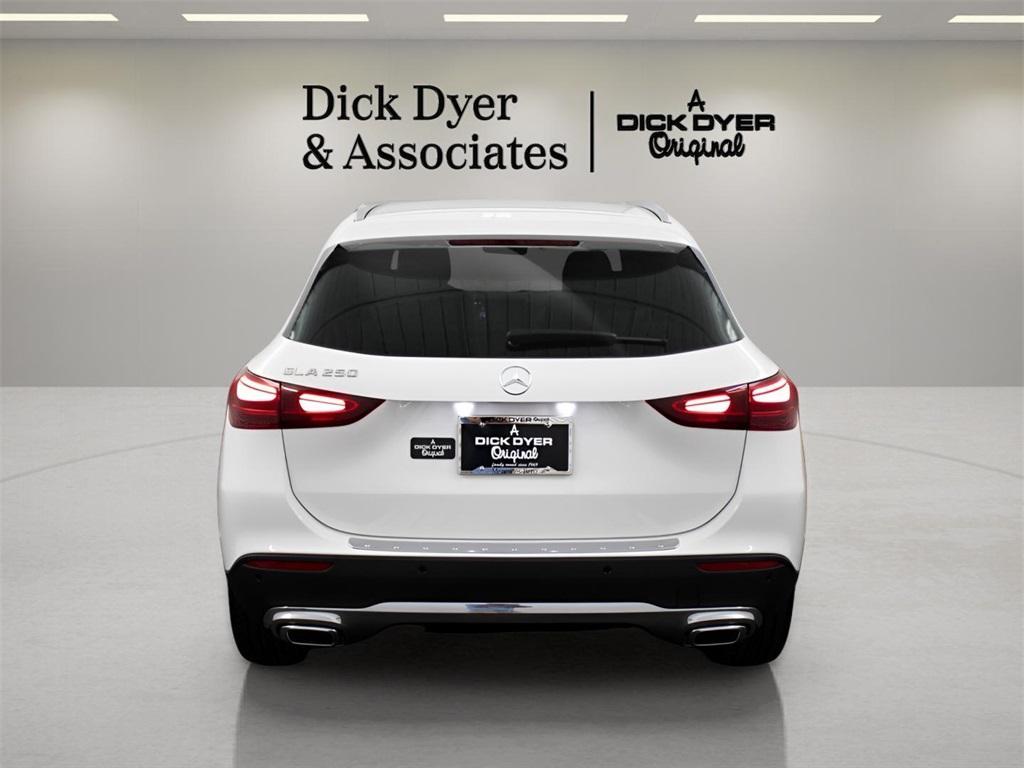 used 2025 Mercedes-Benz GLA 250 car, priced at $40,989