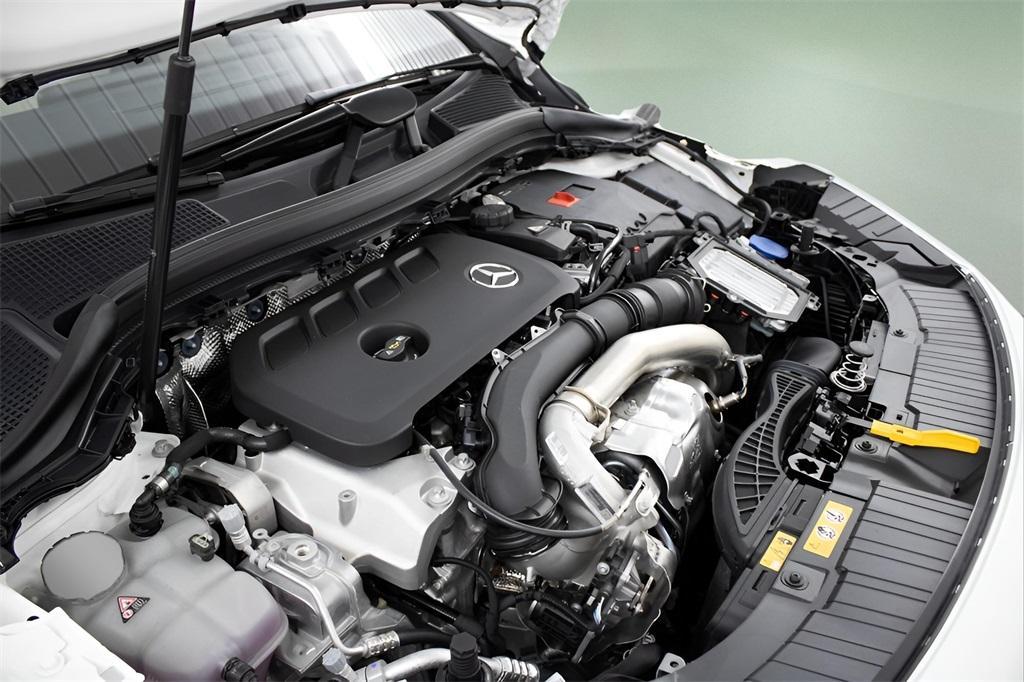 used 2025 Mercedes-Benz GLA 250 car, priced at $40,989